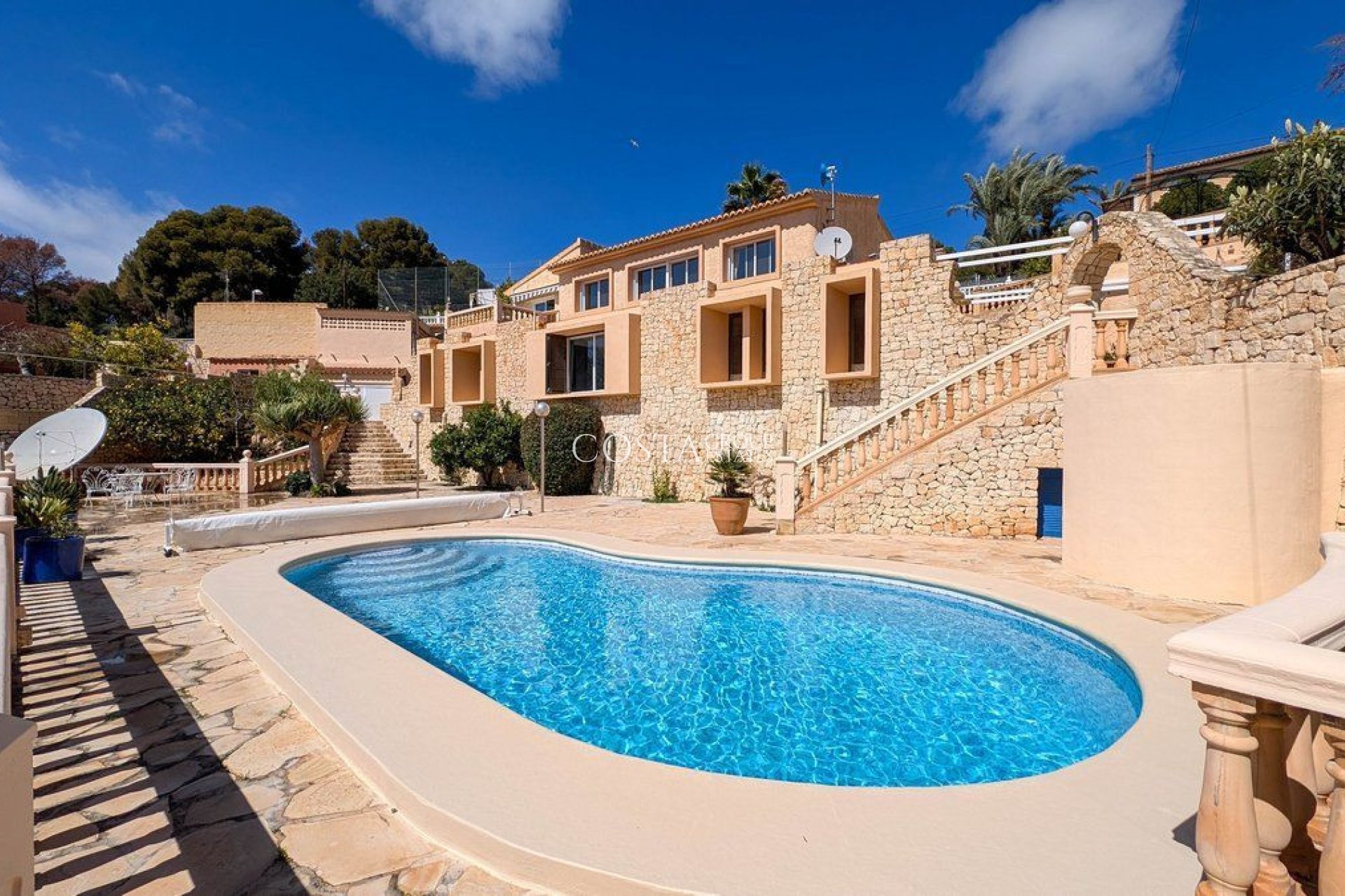 Odsprzedaż - Willa -
Calpe - Calpe Centro