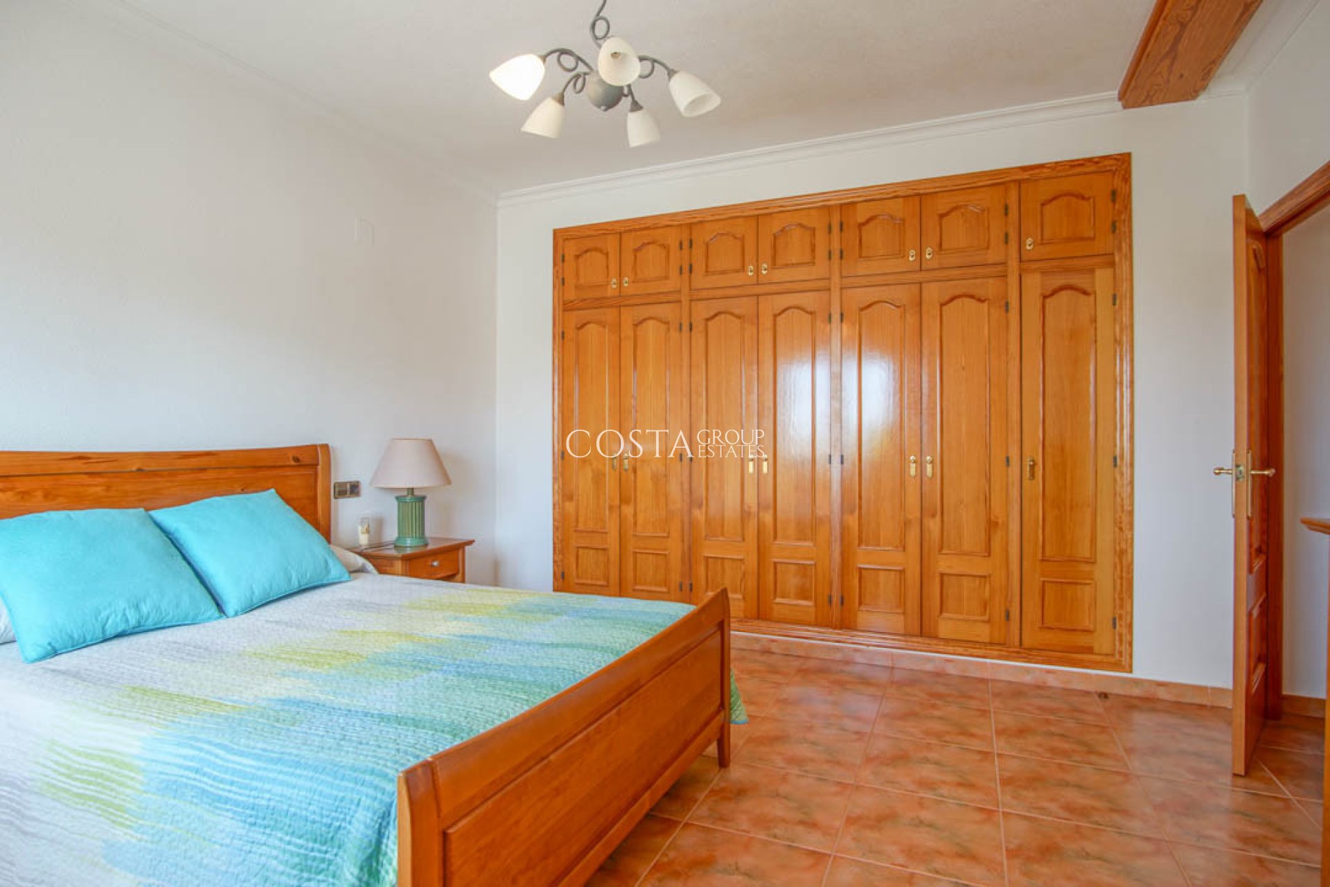 Odsprzedaż - Willa -
Calpe - Calpe Centro