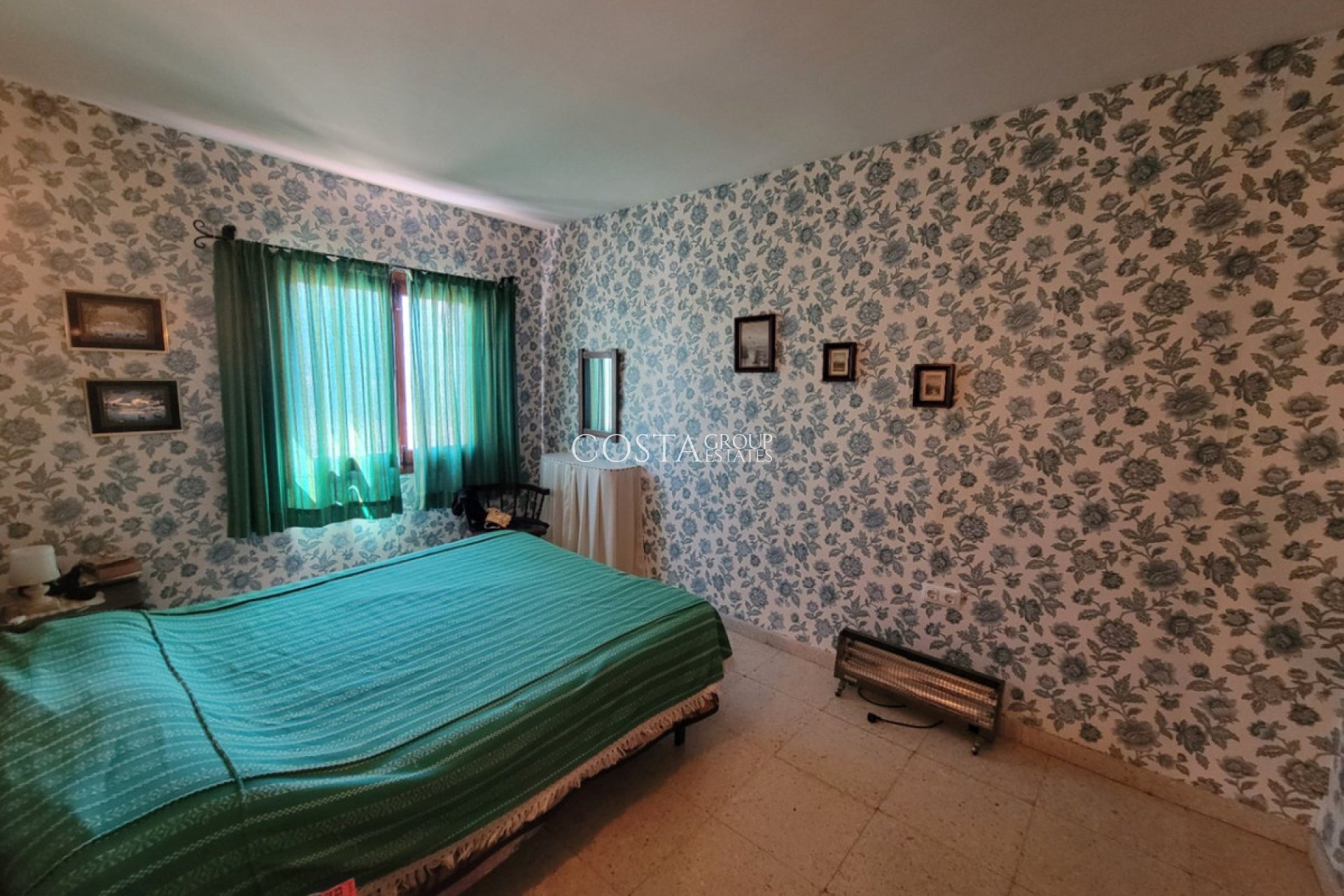 Odsprzedaż - Willa -
Calpe - Calpe Centro