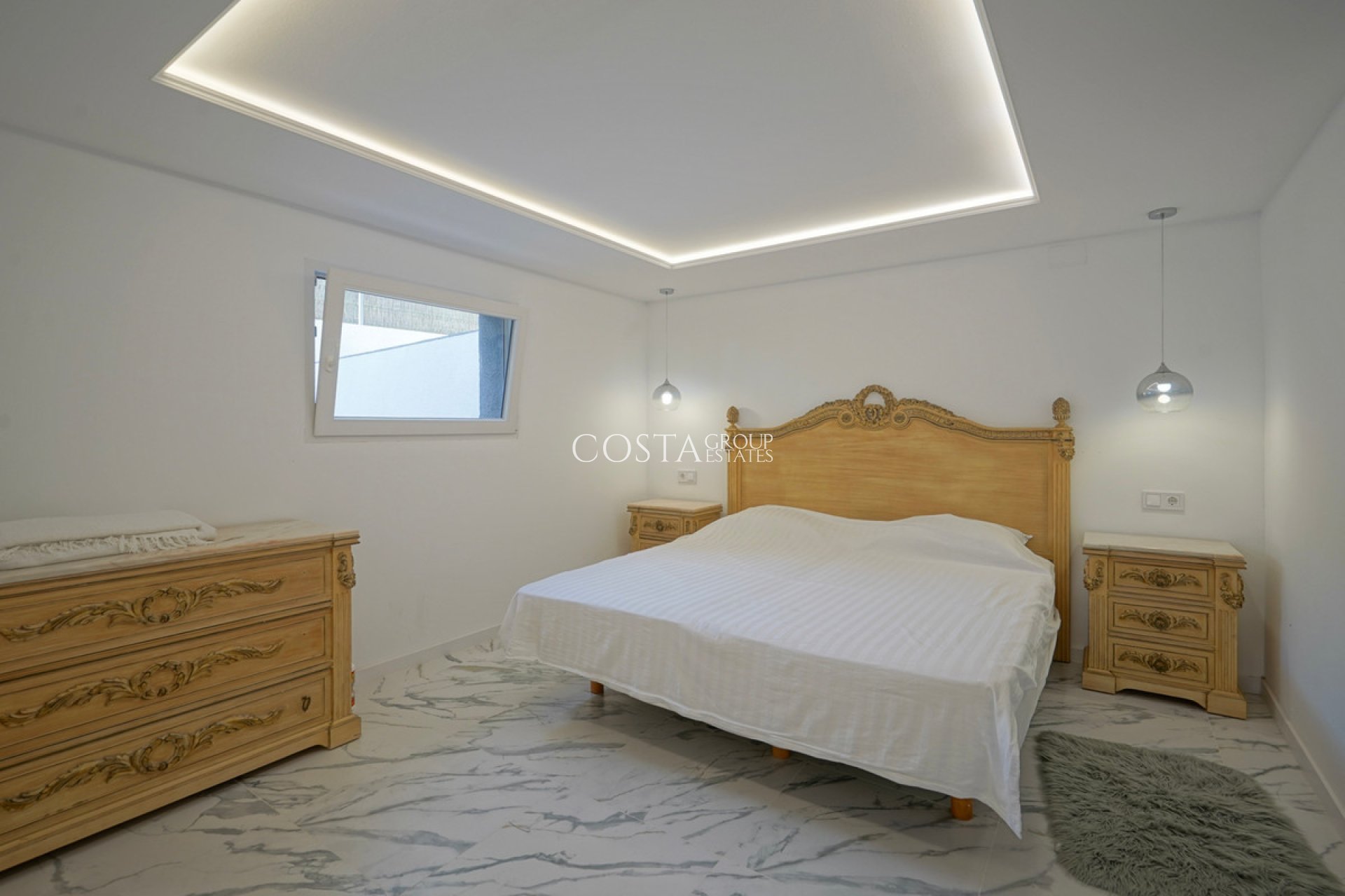 Odsprzedaż - Willa -
Calpe - Calpe Centro