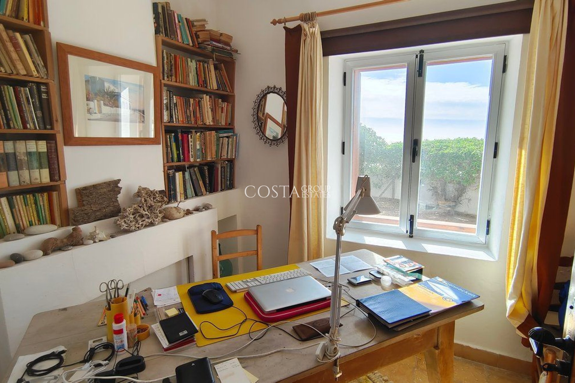 Odsprzedaż - Willa -
Calpe - Calpe Centro