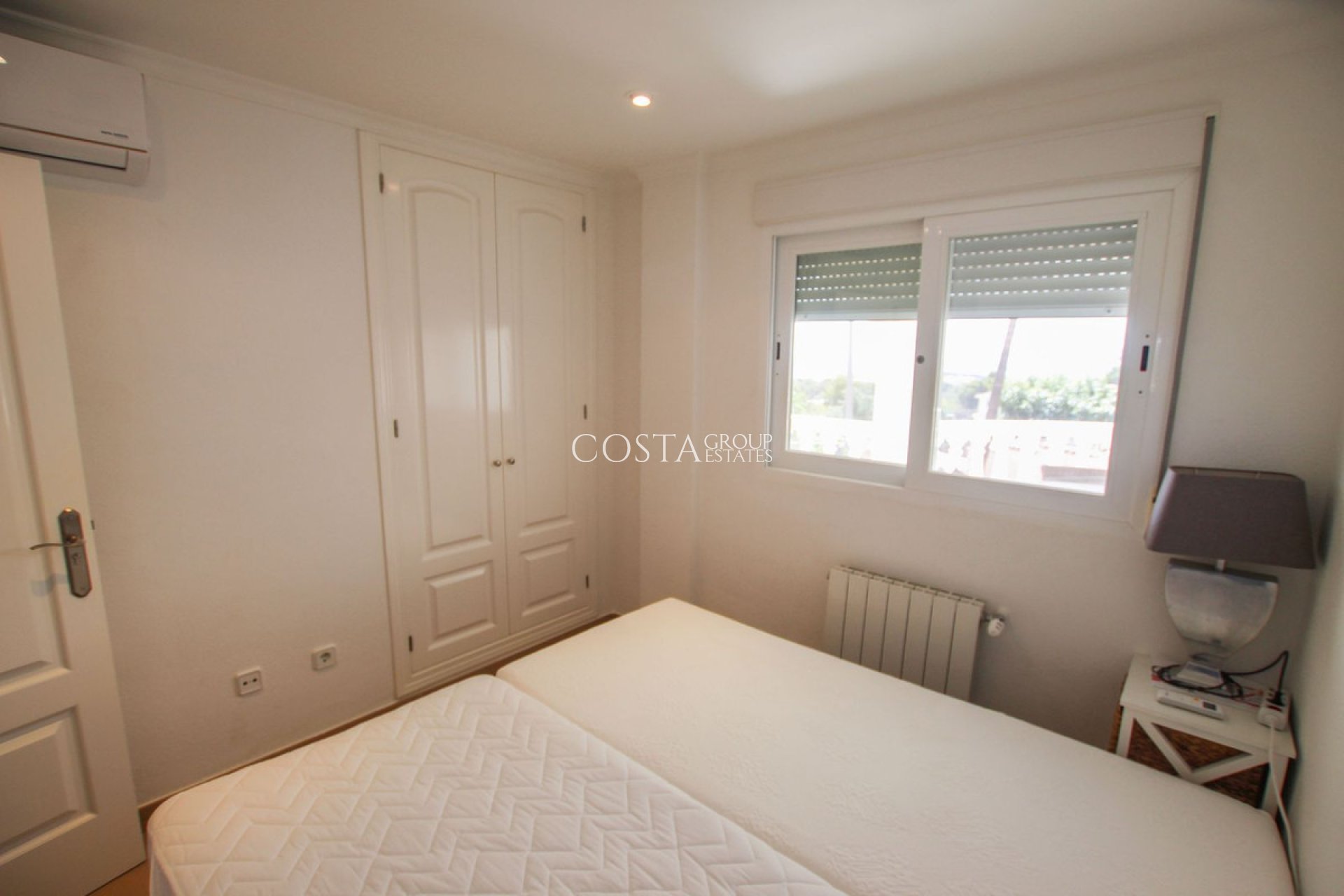 Odsprzedaż - Willa -
Calpe - Calpe Centro