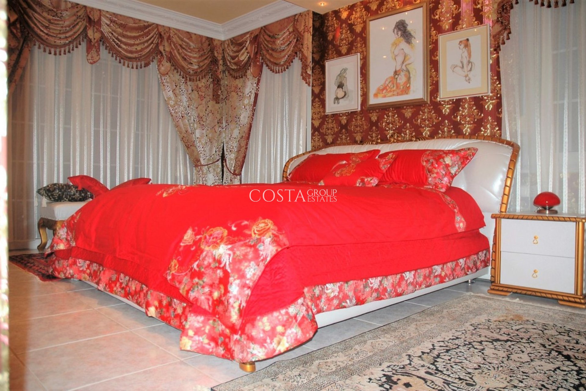 Odsprzedaż - Willa -
Calpe - Calpe Centro