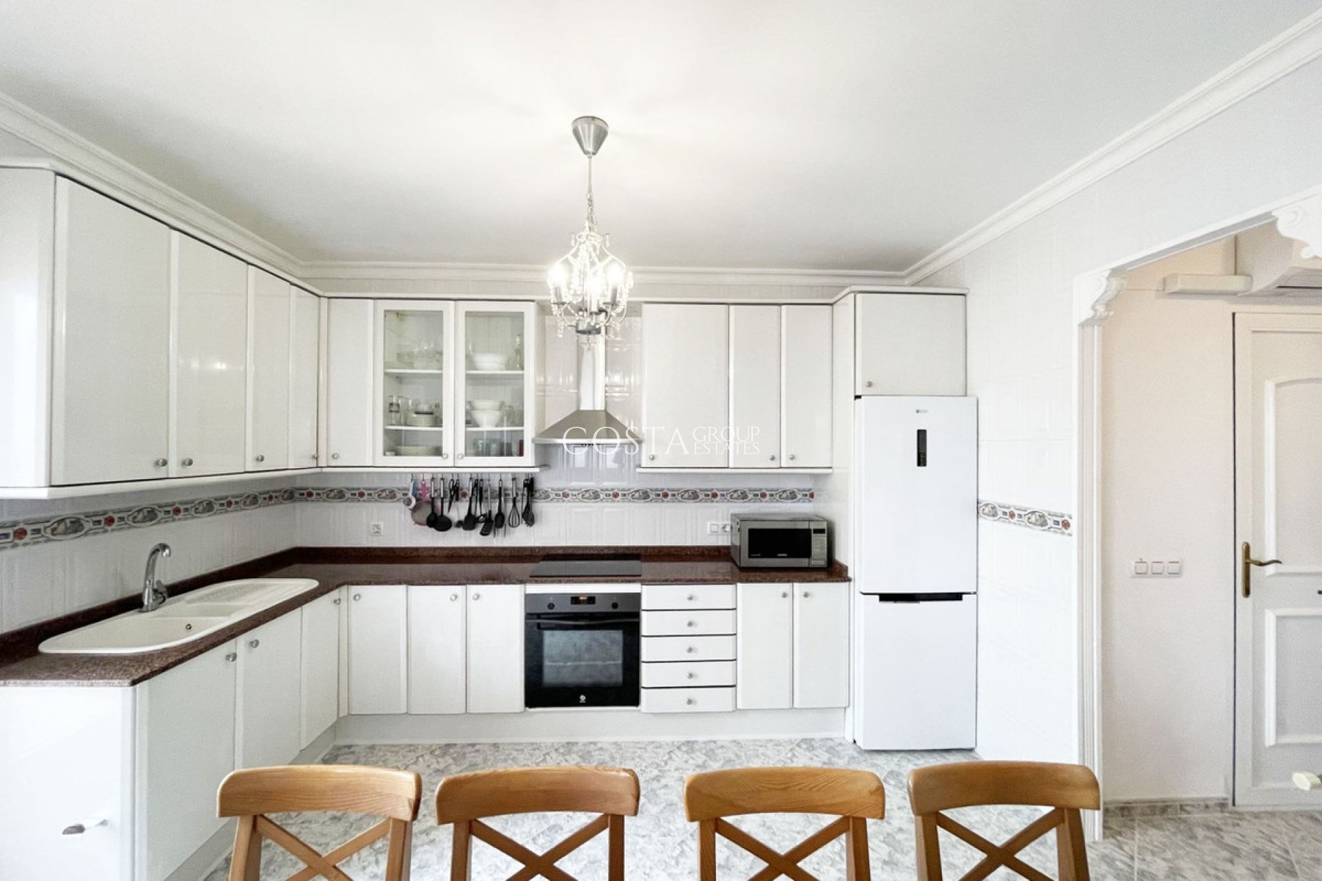 Odsprzedaż - Willa -
Calpe - Calpe Centro