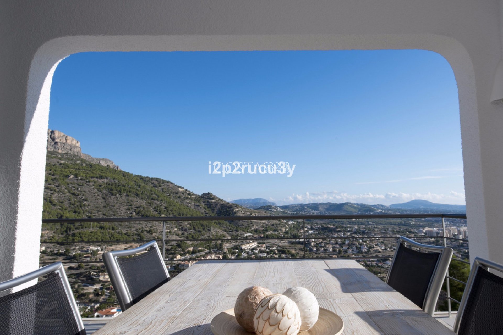 Odsprzedaż - Willa -
Calpe - Calpe Centro