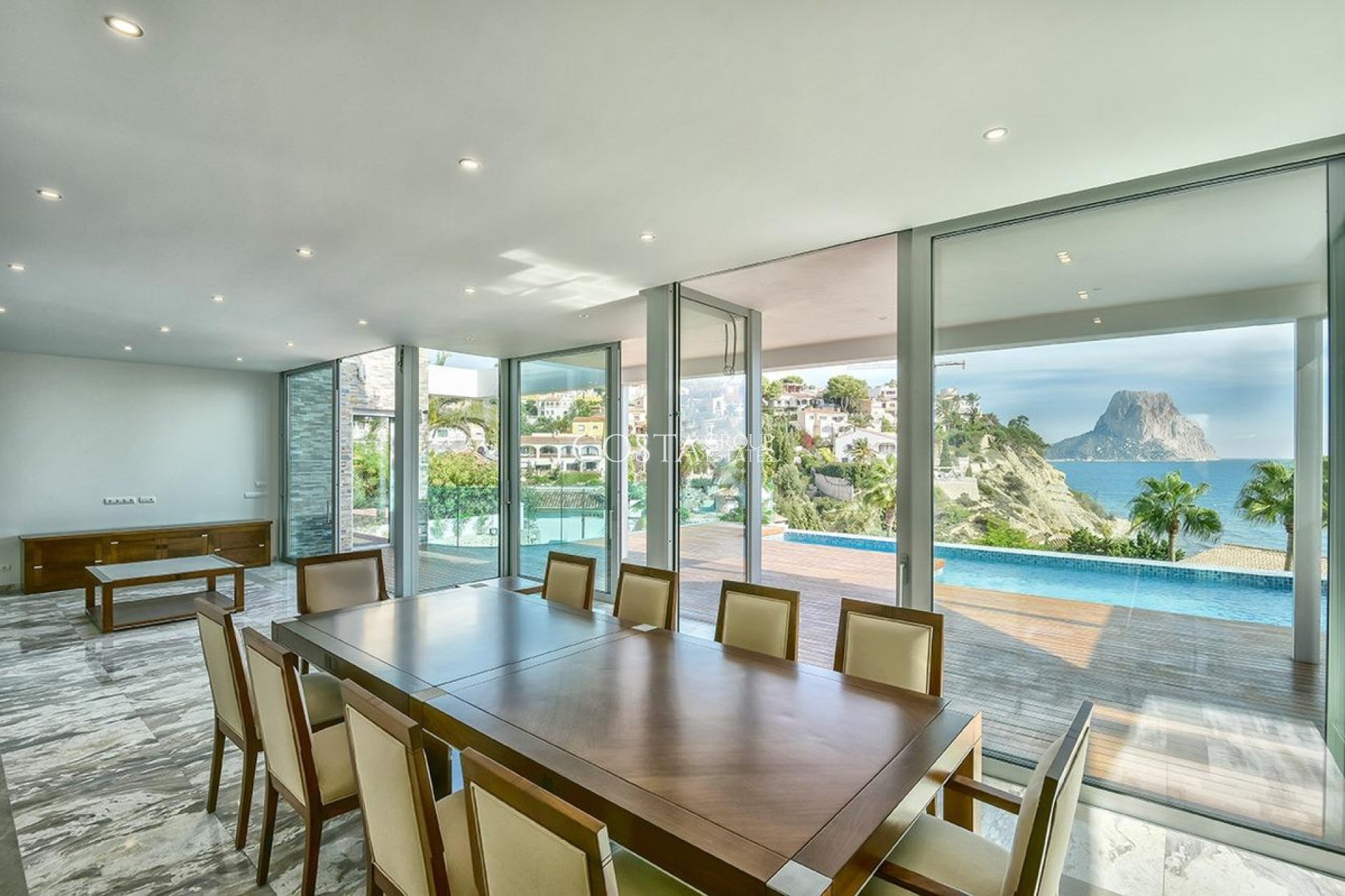 Odsprzedaż - Willa -
Calpe - la Canuta