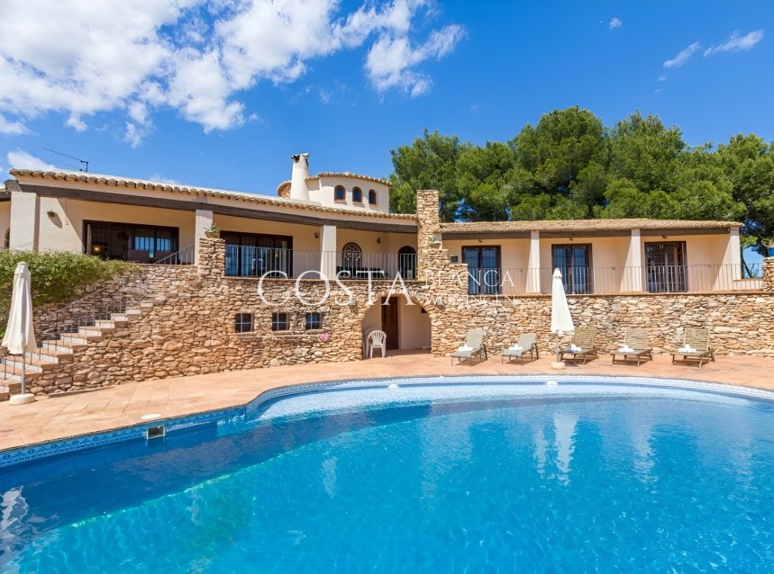 Odsprzedaż - Willa -
Calpe