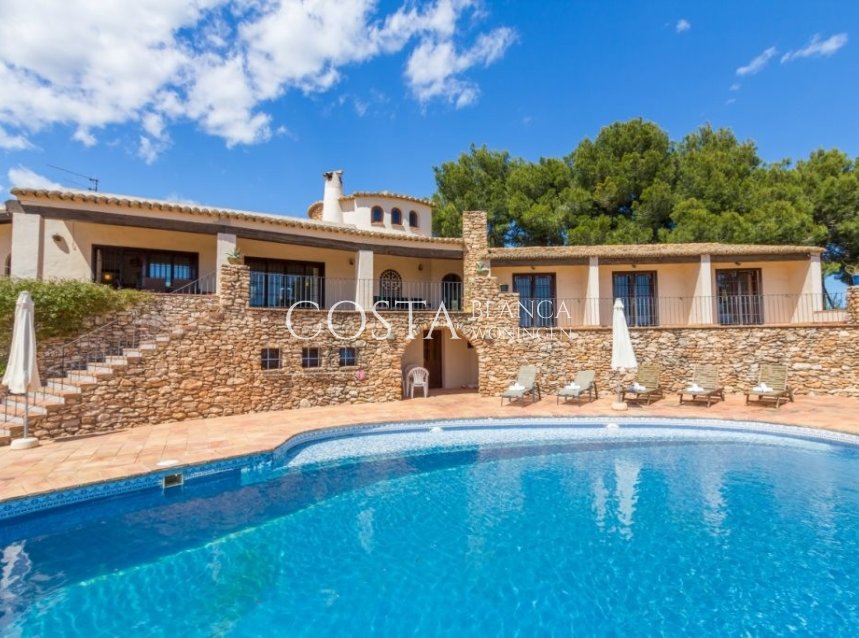 Odsprzedaż - Willa -
Calpe