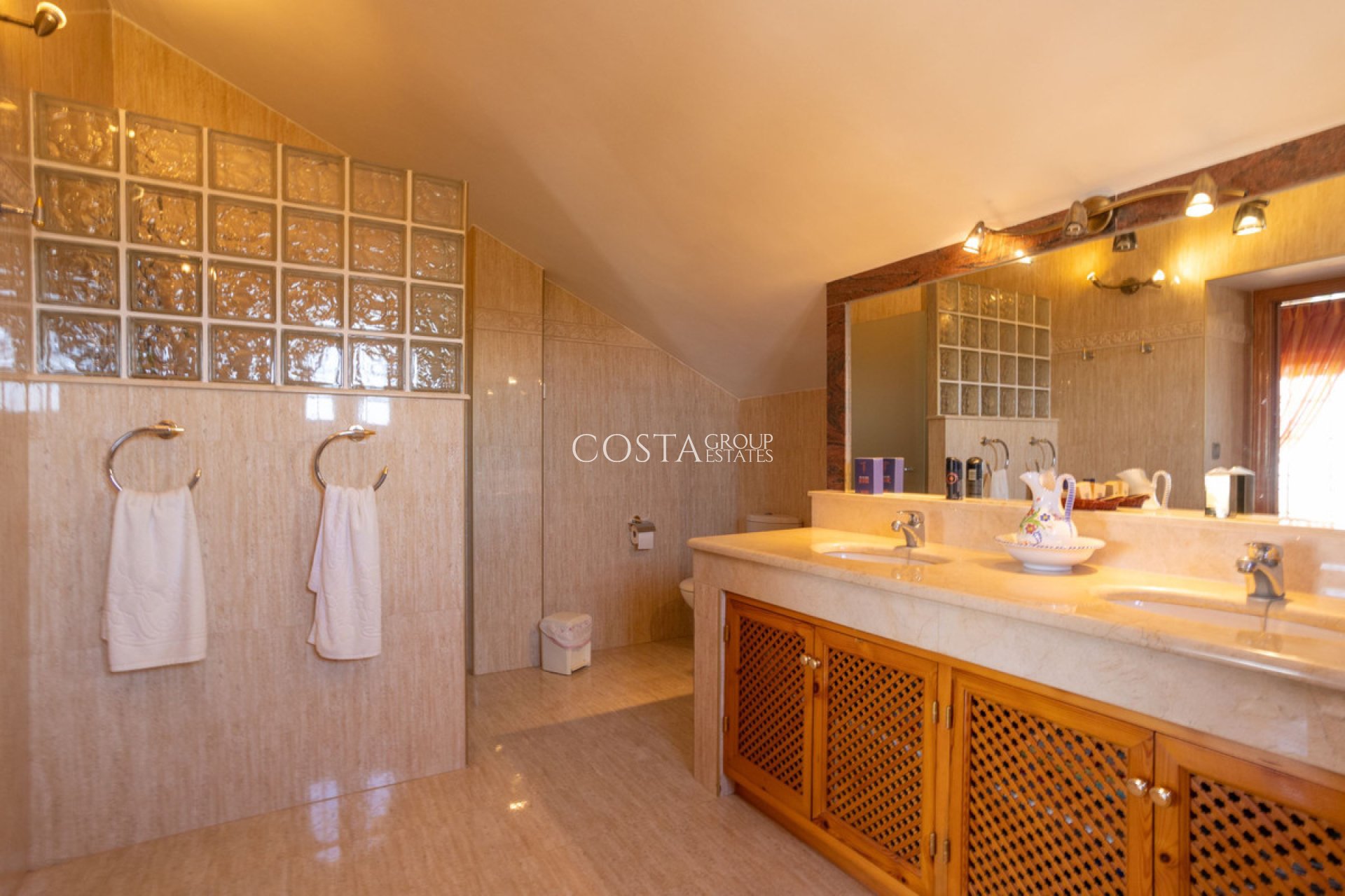 Odsprzedaż - Willa -
Cartagena - Playa Honda