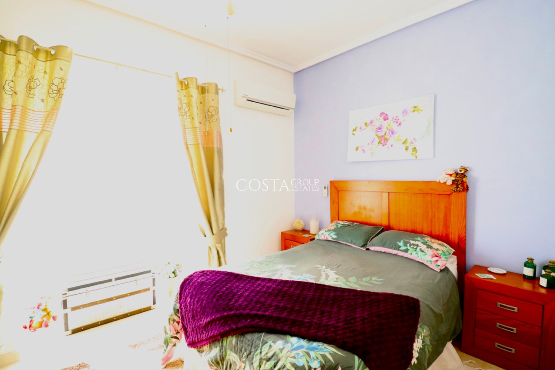 Odsprzedaż - Willa -
Catral - Catral Centro