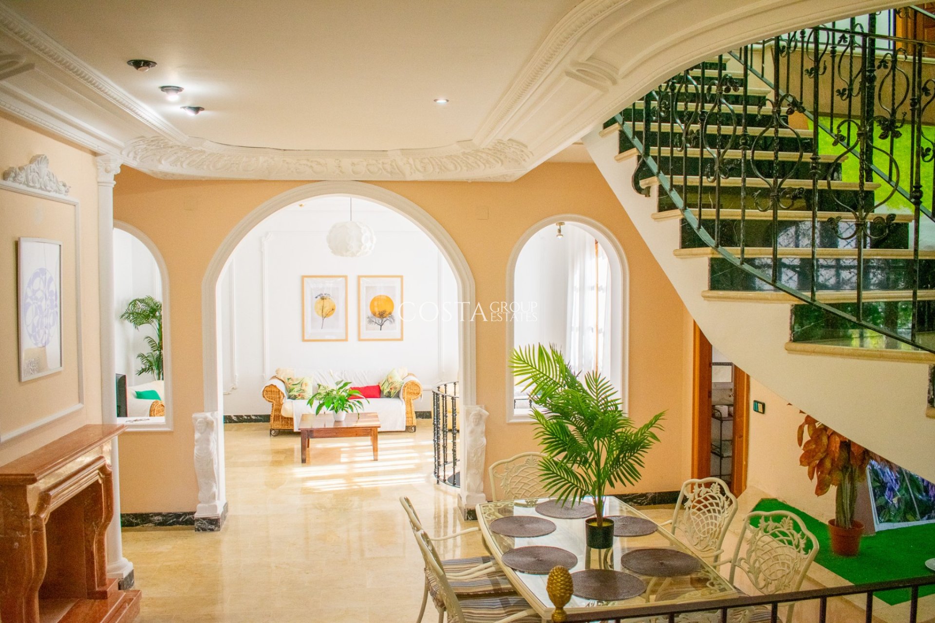 Odsprzedaż - Willa -
Crevillente