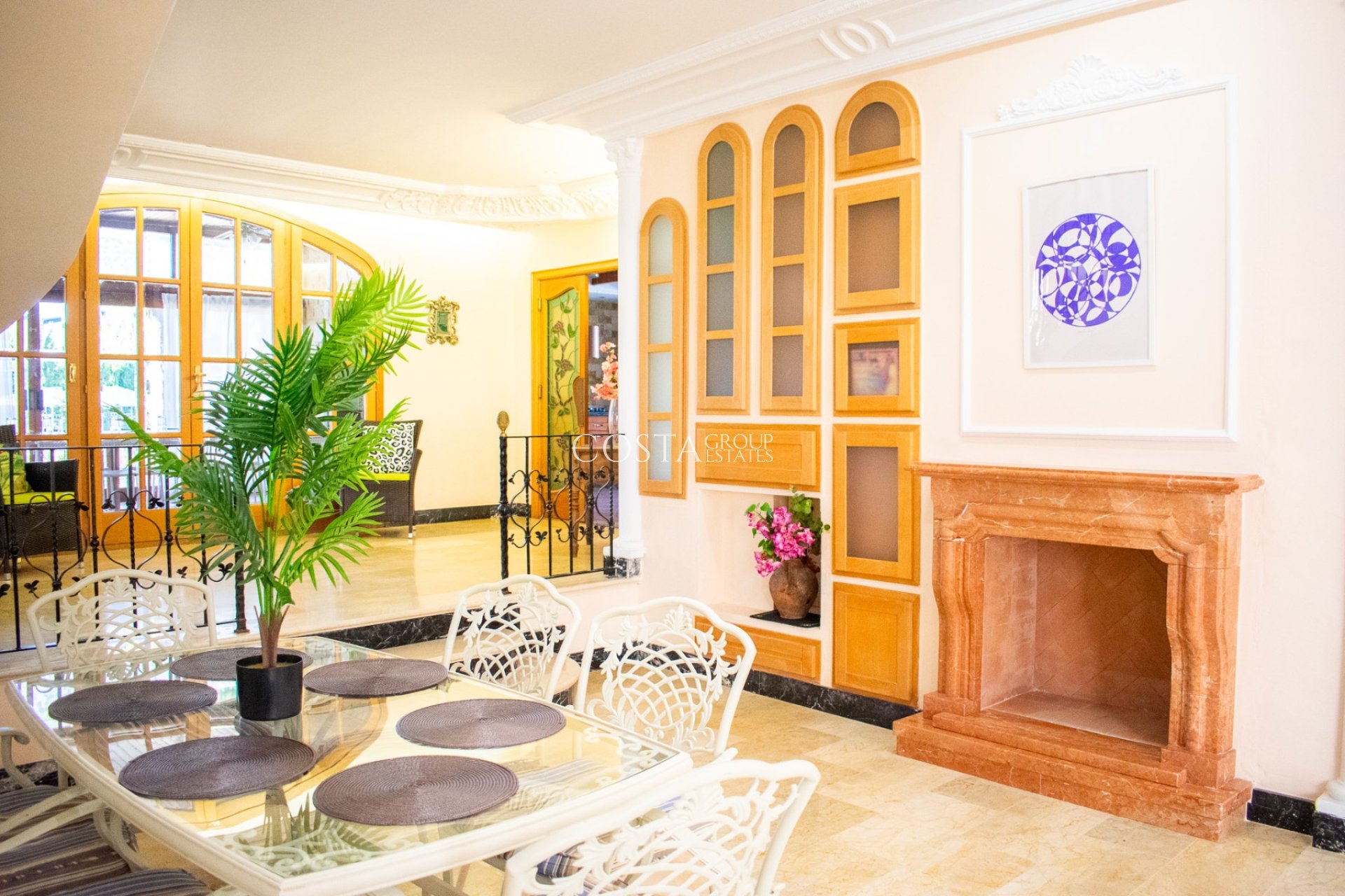 Odsprzedaż - Willa -
Crevillente