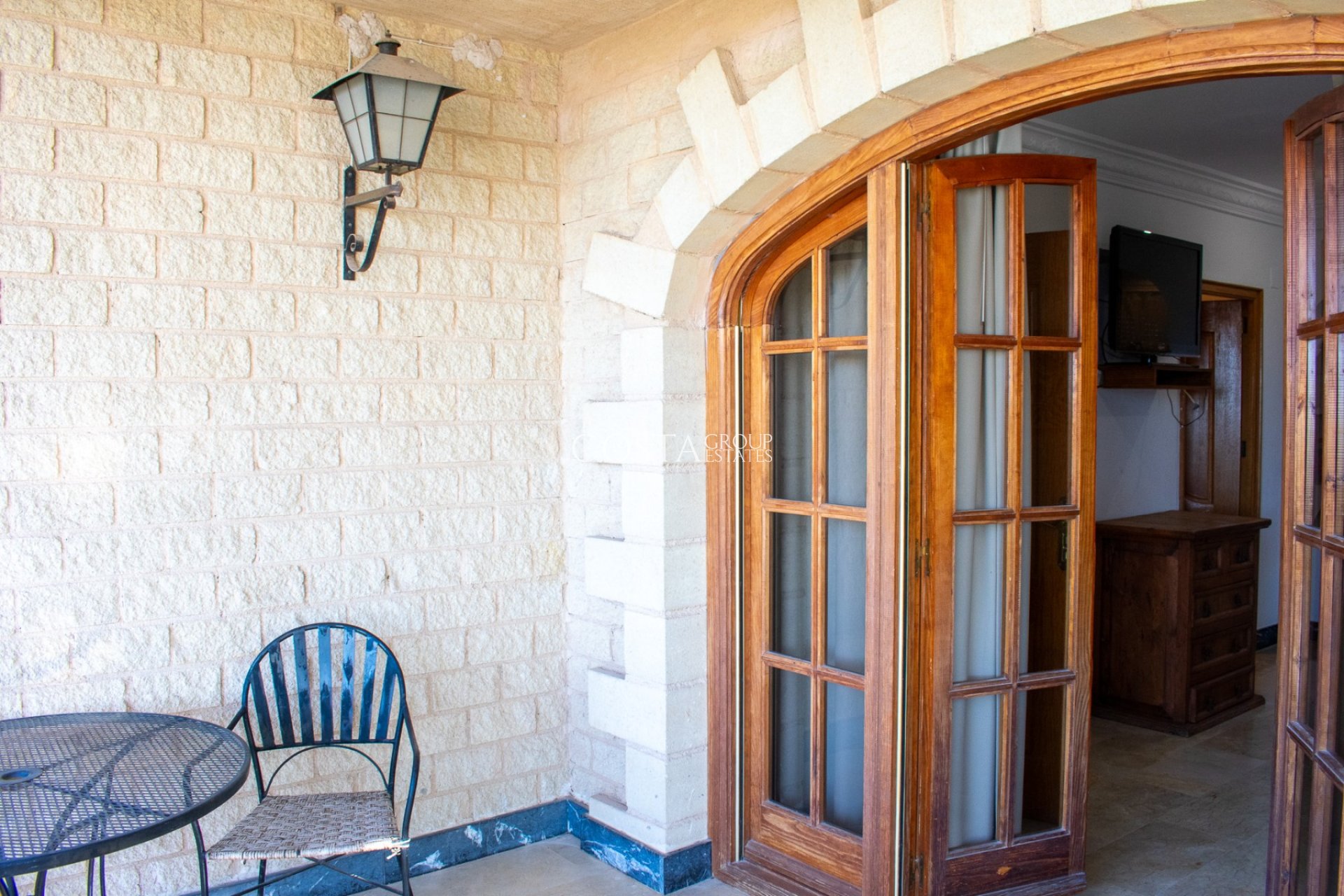 Odsprzedaż - Willa -
Crevillente