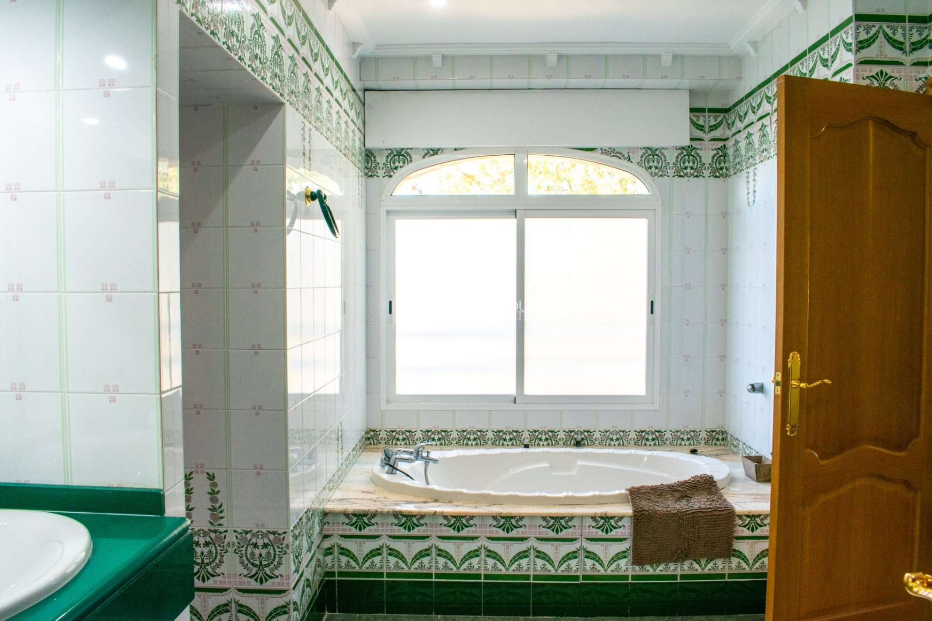 Odsprzedaż - Willa -
Crevillente