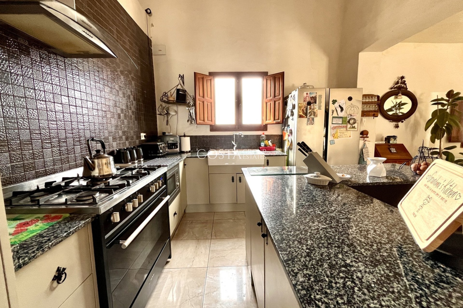 Odsprzedaż - Willa -
Dolores - Dolores Centro