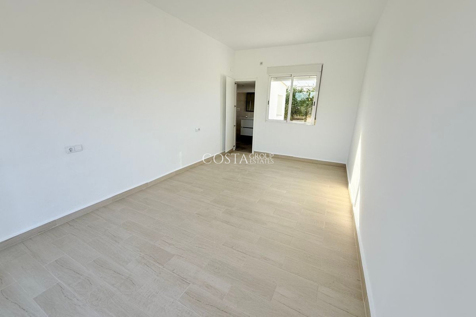 Odsprzedaż - Willa -
Dolores - Dolores Centro