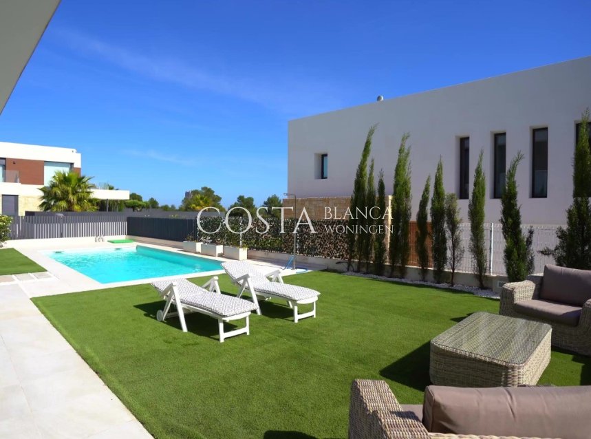 Odsprzedaż - Willa -
Finestrat - Golf Bahía