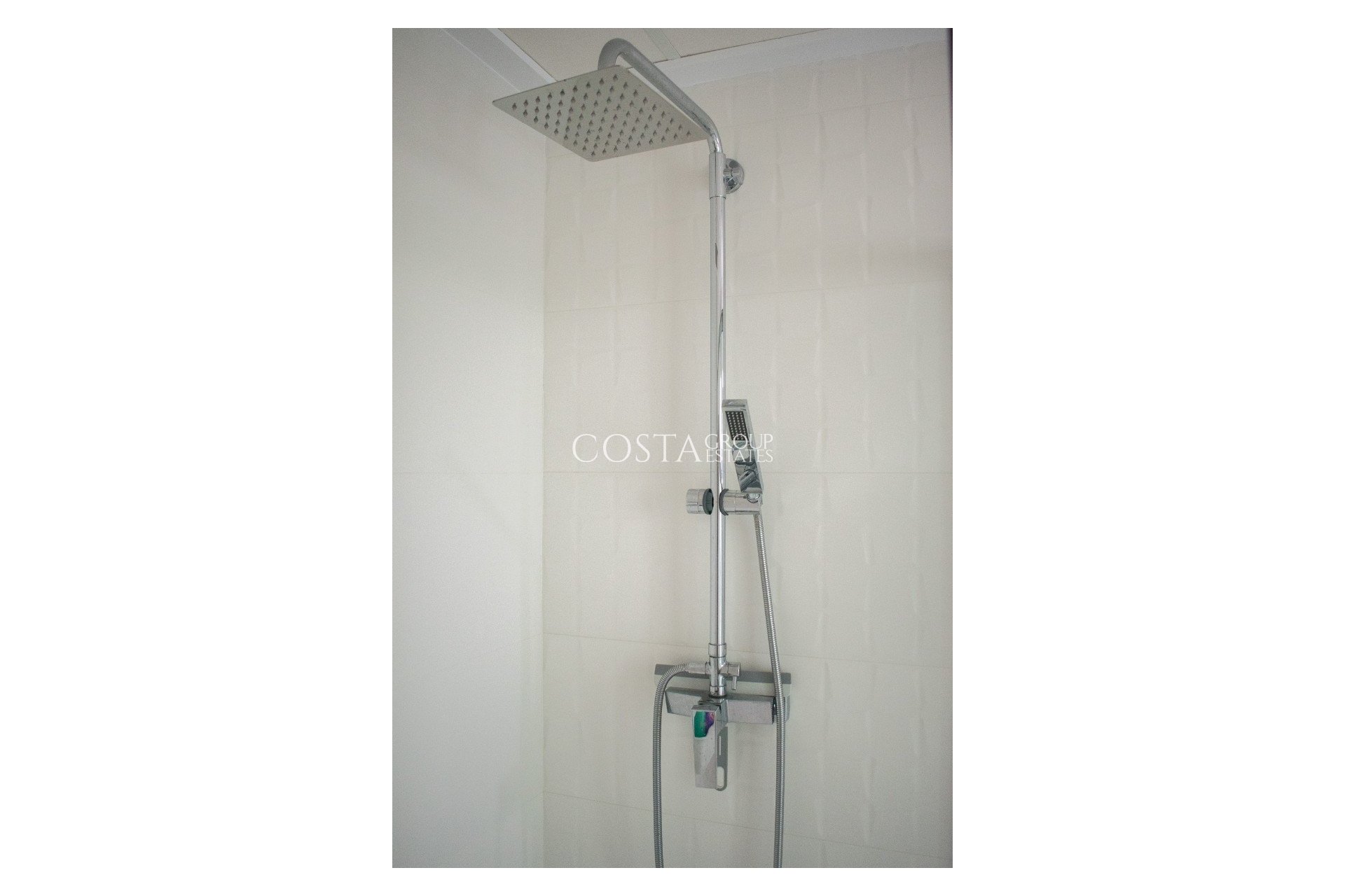 Odsprzedaż - Willa -
Formentera de Segura