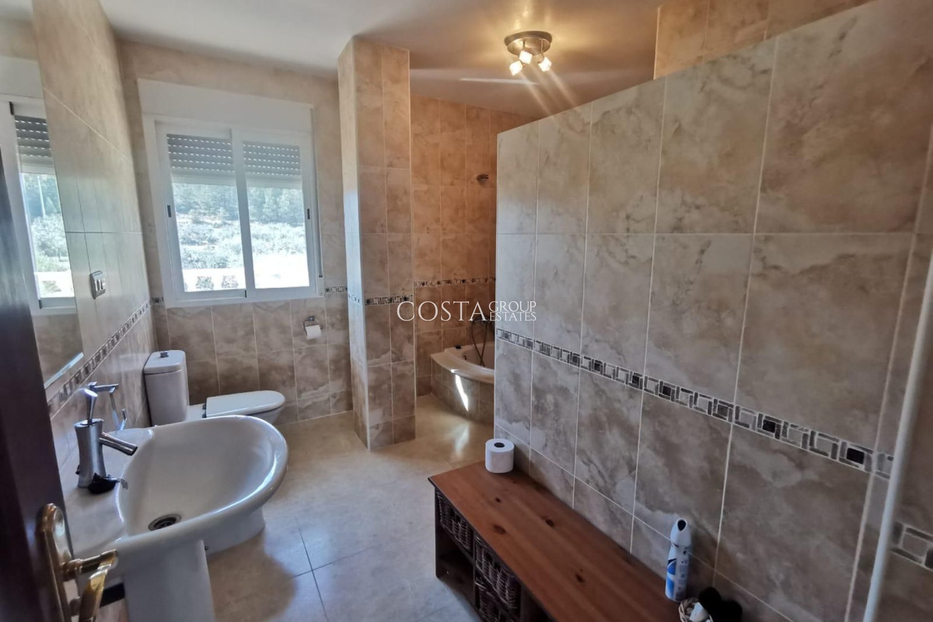 Odsprzedaż - Willa -
Lorca - Lorca Centro