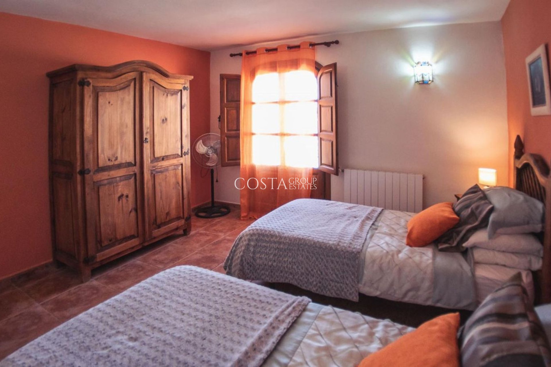 Odsprzedaż - Willa -
Lorca - Lorca Centro