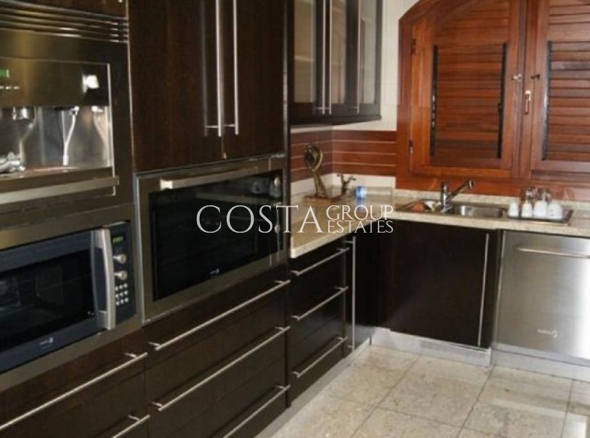 Odsprzedaż - Willa -
Orihuela - Campoamor