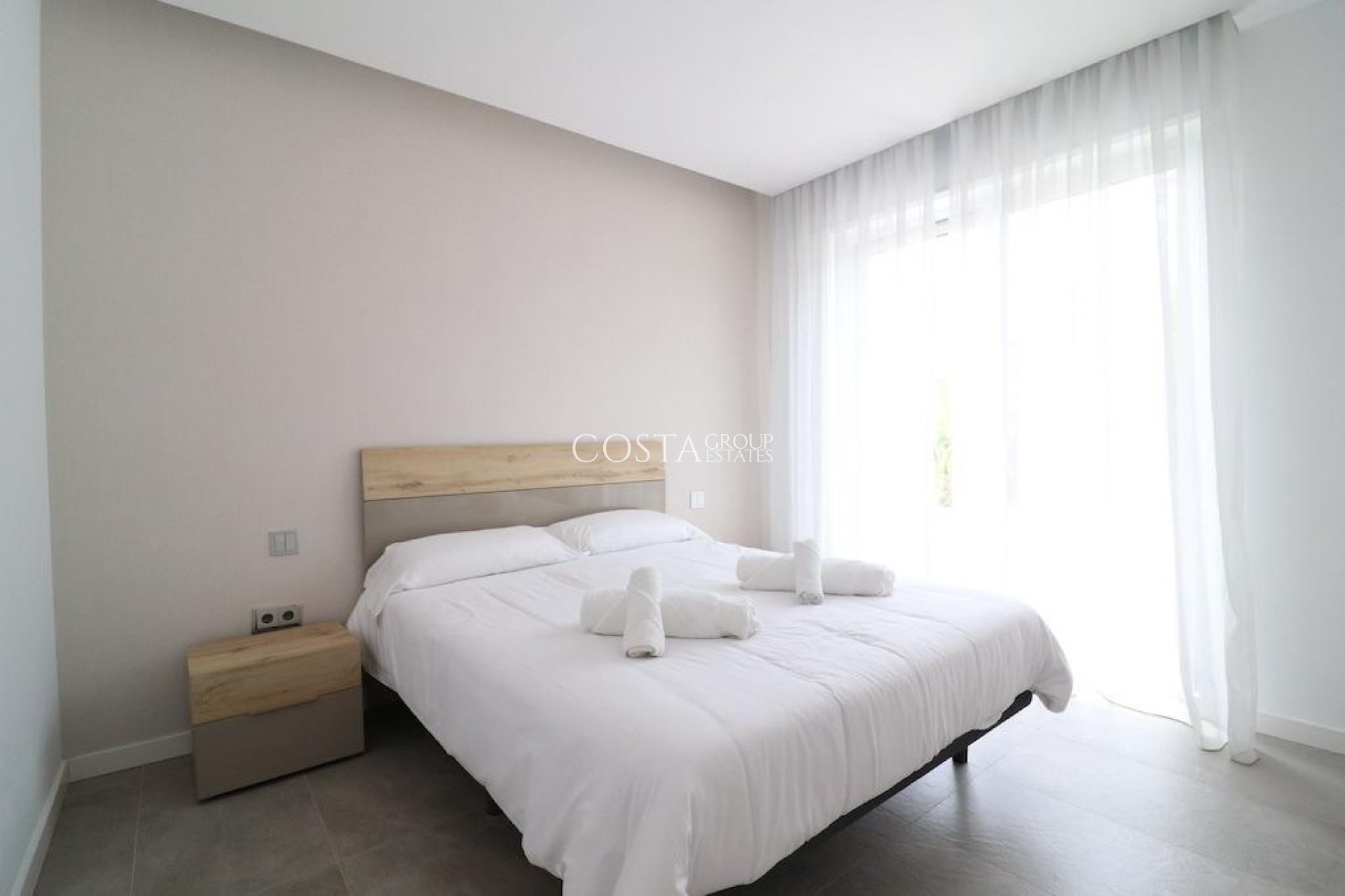 Odsprzedaż - Willa -
Orihuela - Campoamor