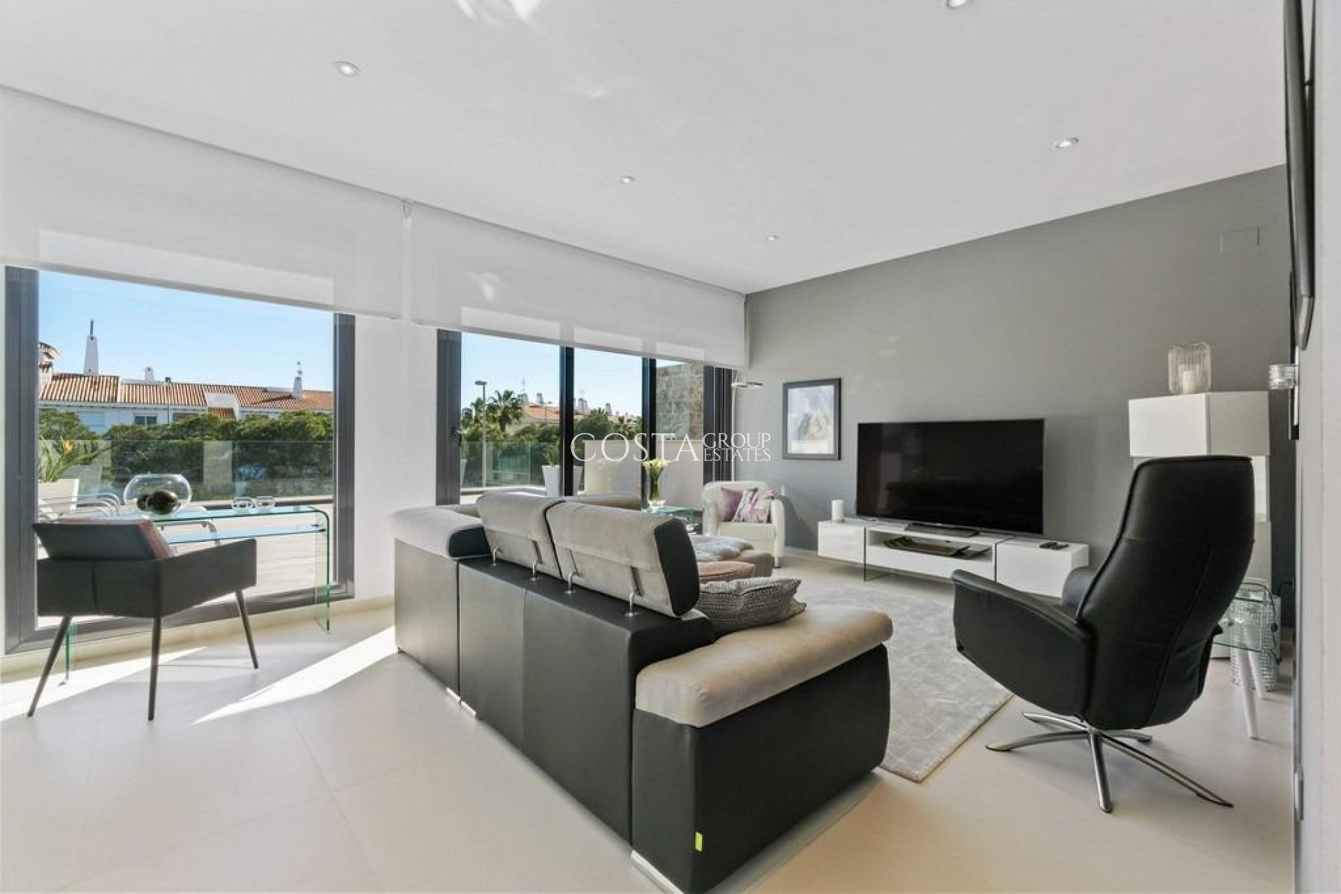 Odsprzedaż - Willa -
Orihuela - Campoamor