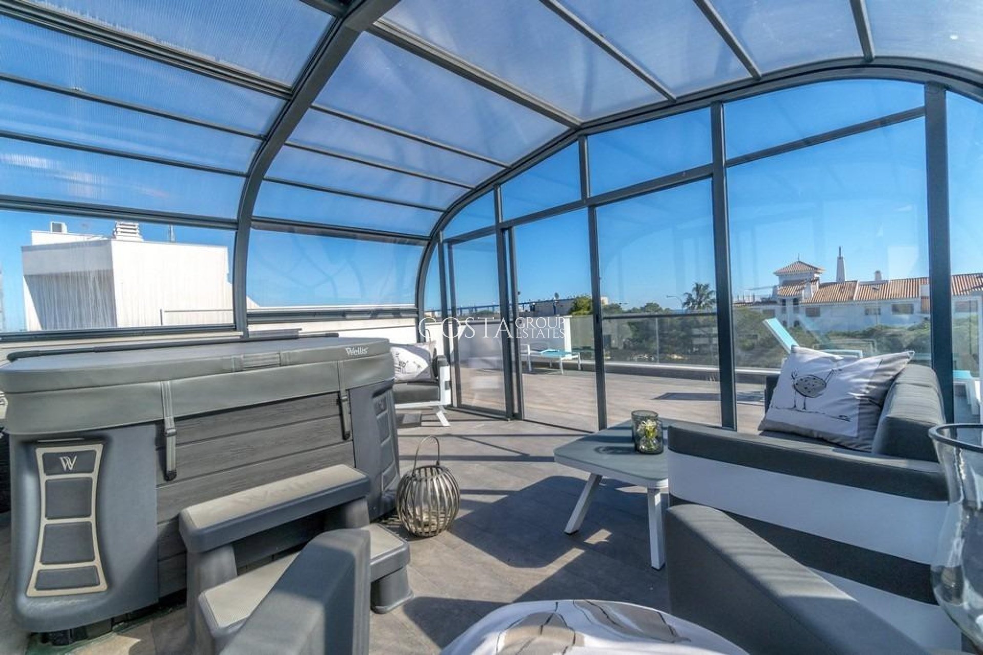 Odsprzedaż - Willa -
Orihuela - Campoamor