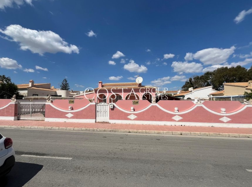 Odsprzedaż - Willa -
Orihuela Costa - Cabo Roig