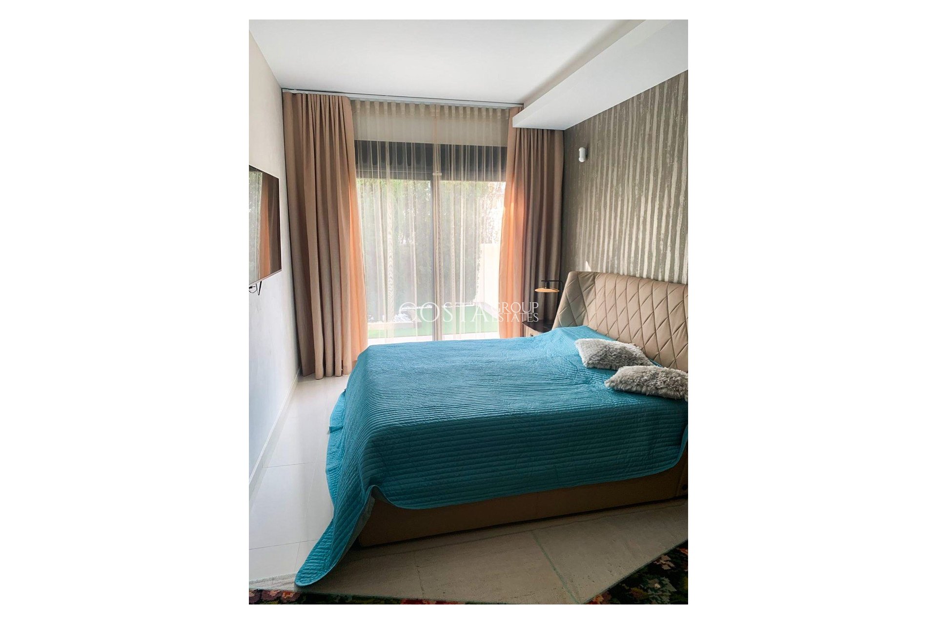 Odsprzedaż - Willa -
Orihuela Costa - Campoamor