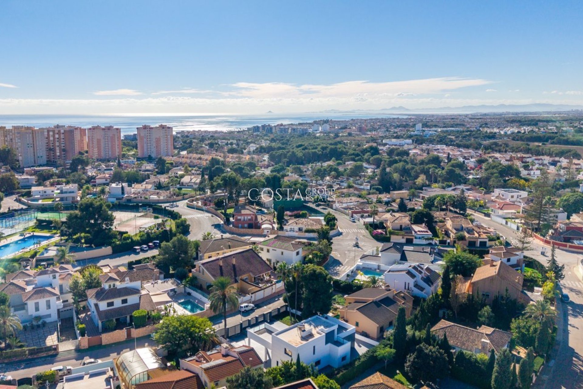 Odsprzedaż - Willa -
Orihuela Costa - Campoamor