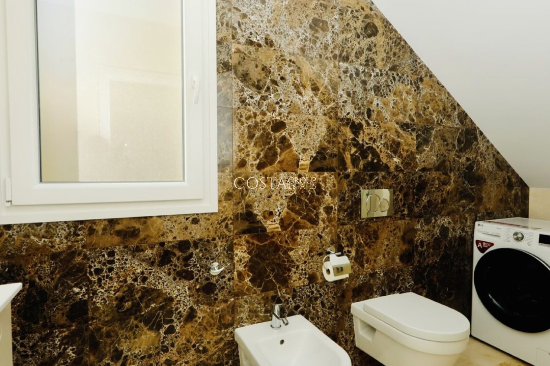 Odsprzedaż - Willa -
Orihuela Costa - La Zenia