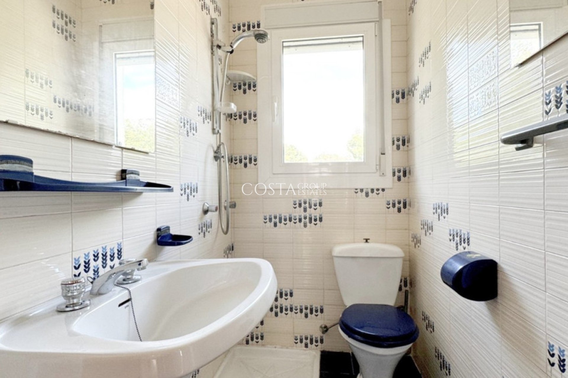 Odsprzedaż - Willa -
Orihuela Costa - La Zenia