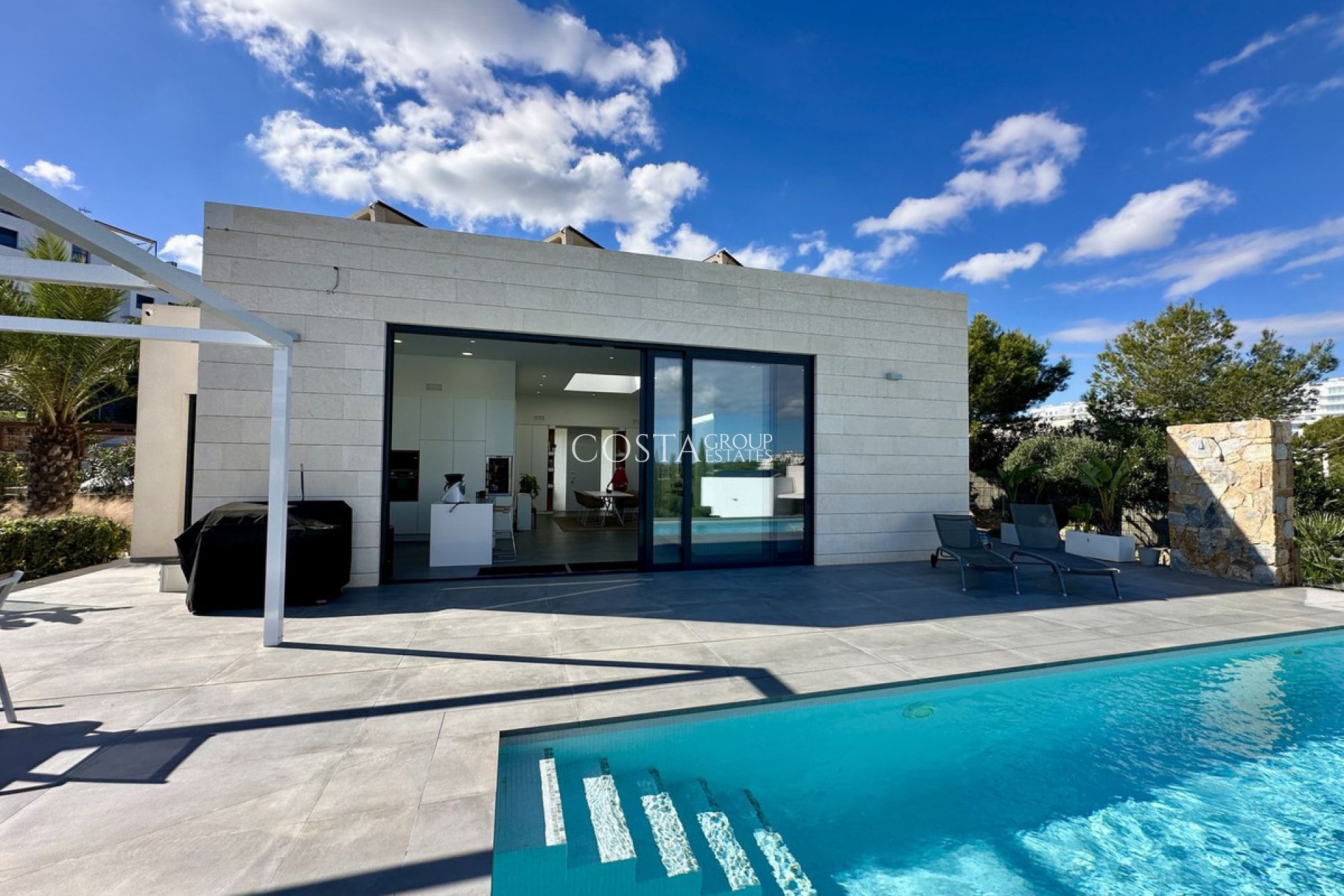 Odsprzedaż - Willa -
Orihuela Costa - Las Colinas Golf