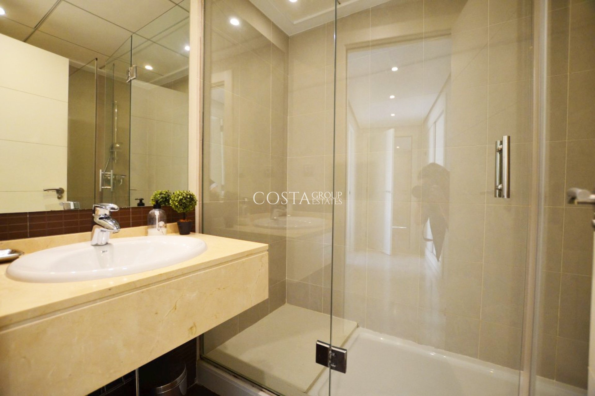 Odsprzedaż - Willa -
Orihuela Costa - Las Colinas Golf