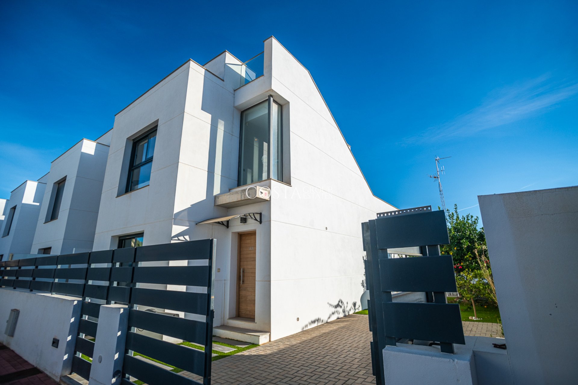 Odsprzedaż - Willa -
Orihuela Costa - Lomas De Cabo Roig