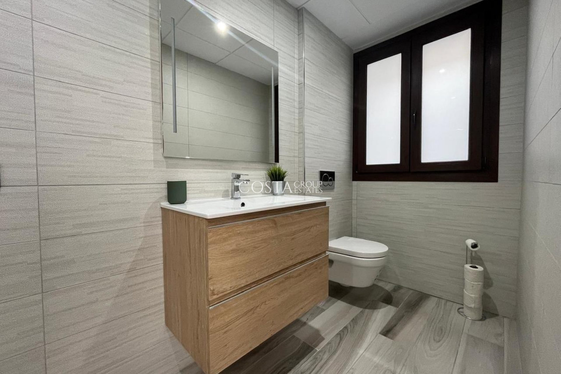 Odsprzedaż - Willa -
Orihuela Costa - Los Balcones