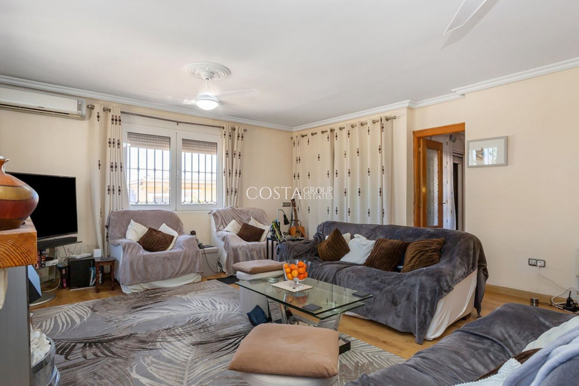 Odsprzedaż - Willa -
Orihuela Costa - Los Balcones