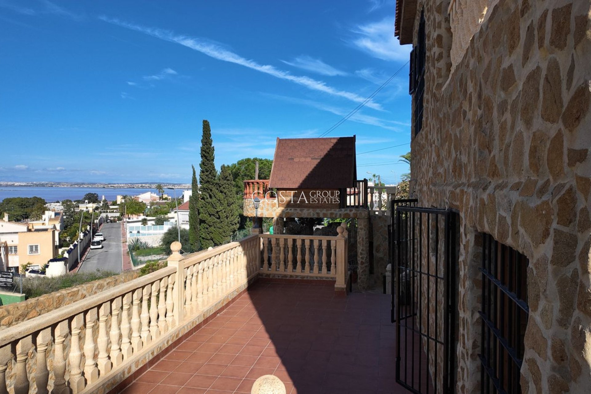 Odsprzedaż - Willa -
Orihuela Costa - Los Balcones