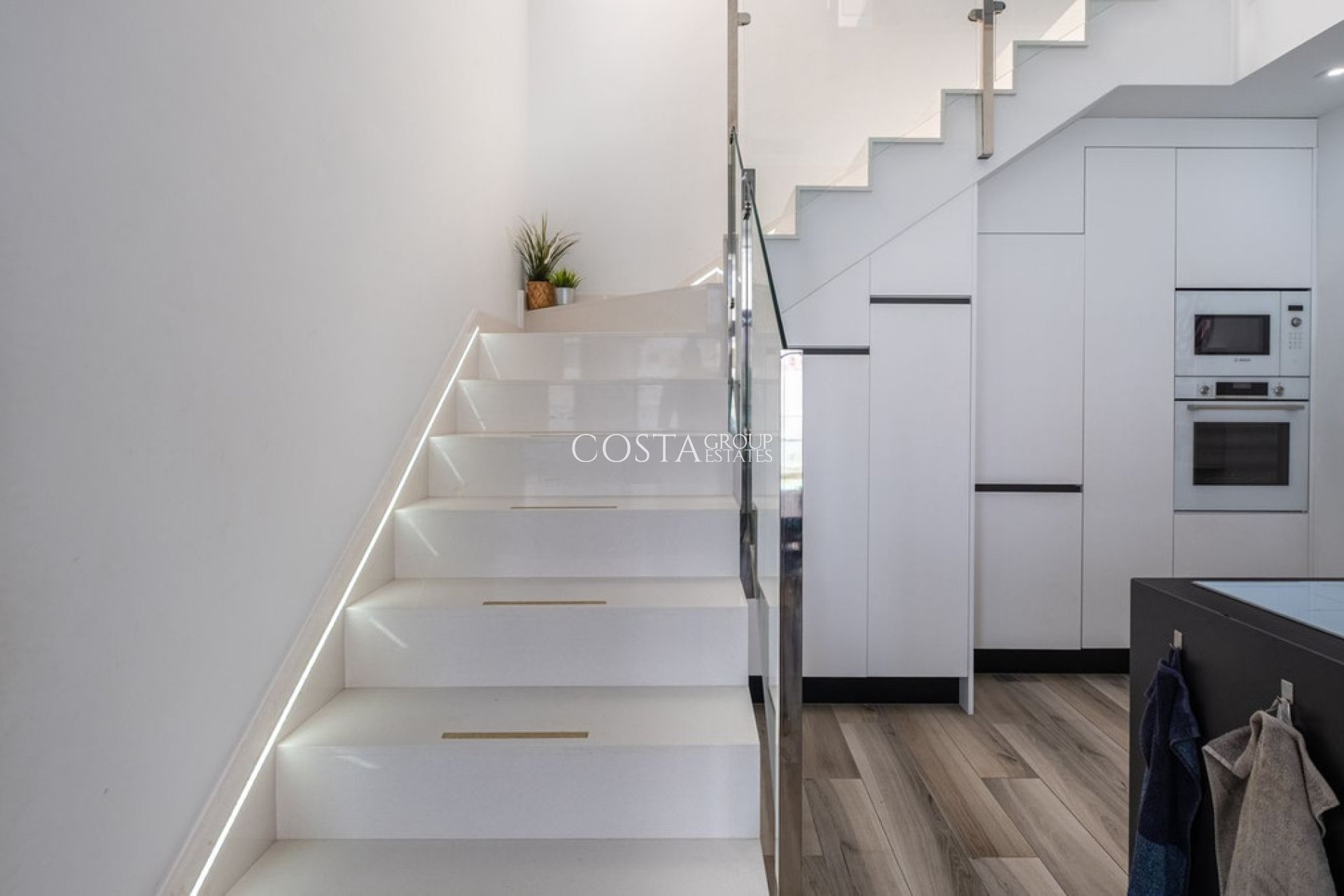 Odsprzedaż - Willa -
Orihuela Costa - Los Balcones