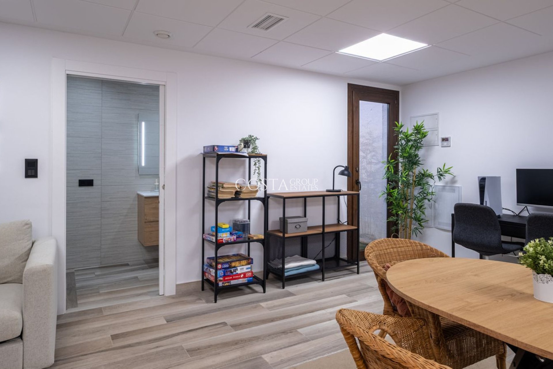 Odsprzedaż - Willa -
Orihuela Costa - Los Balcones