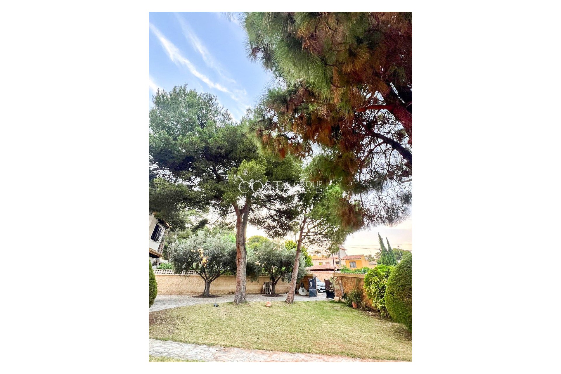 Odsprzedaż - Willa -
Orihuela Costa - Punta Prima