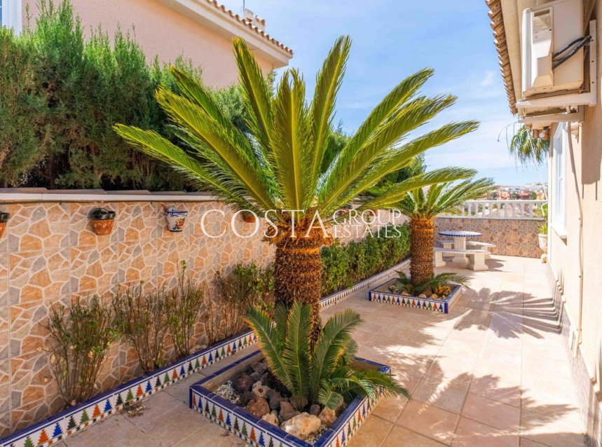 Odsprzedaż - Willa -
Orihuela Costa - Punta Prima