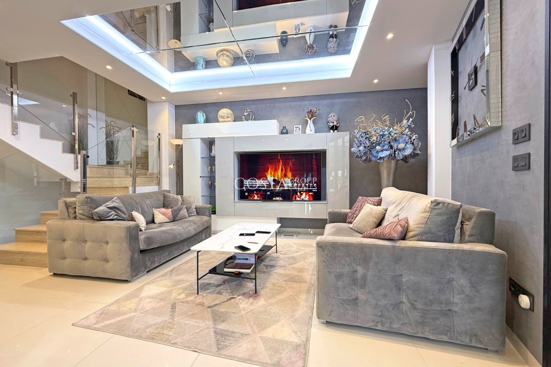 Odsprzedaż - Willa -
Orihuela Costa - Villamartín