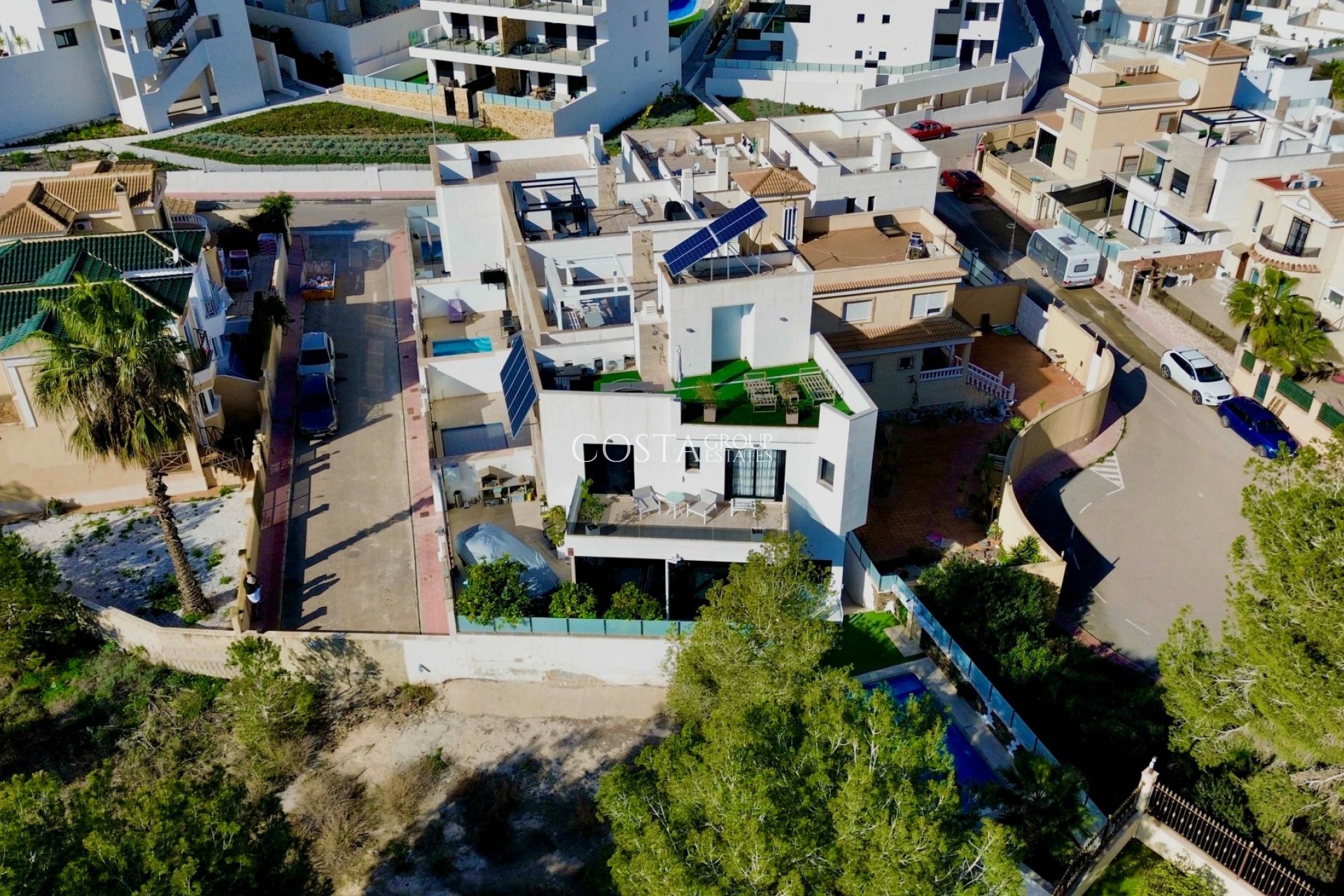 Odsprzedaż - Willa -
Orihuela Costa - Villamartín