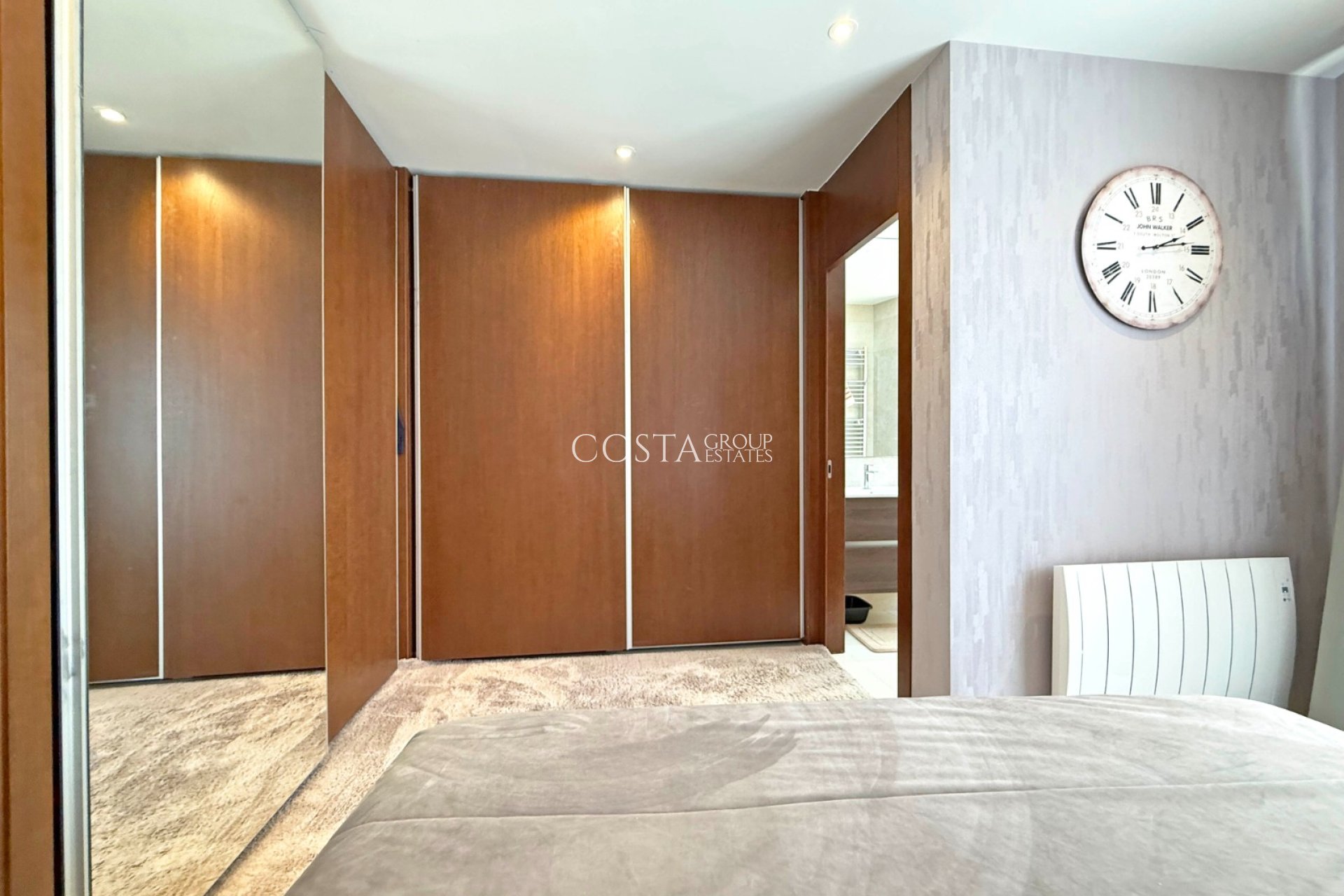 Odsprzedaż - Willa -
Orihuela Costa - Villamartín