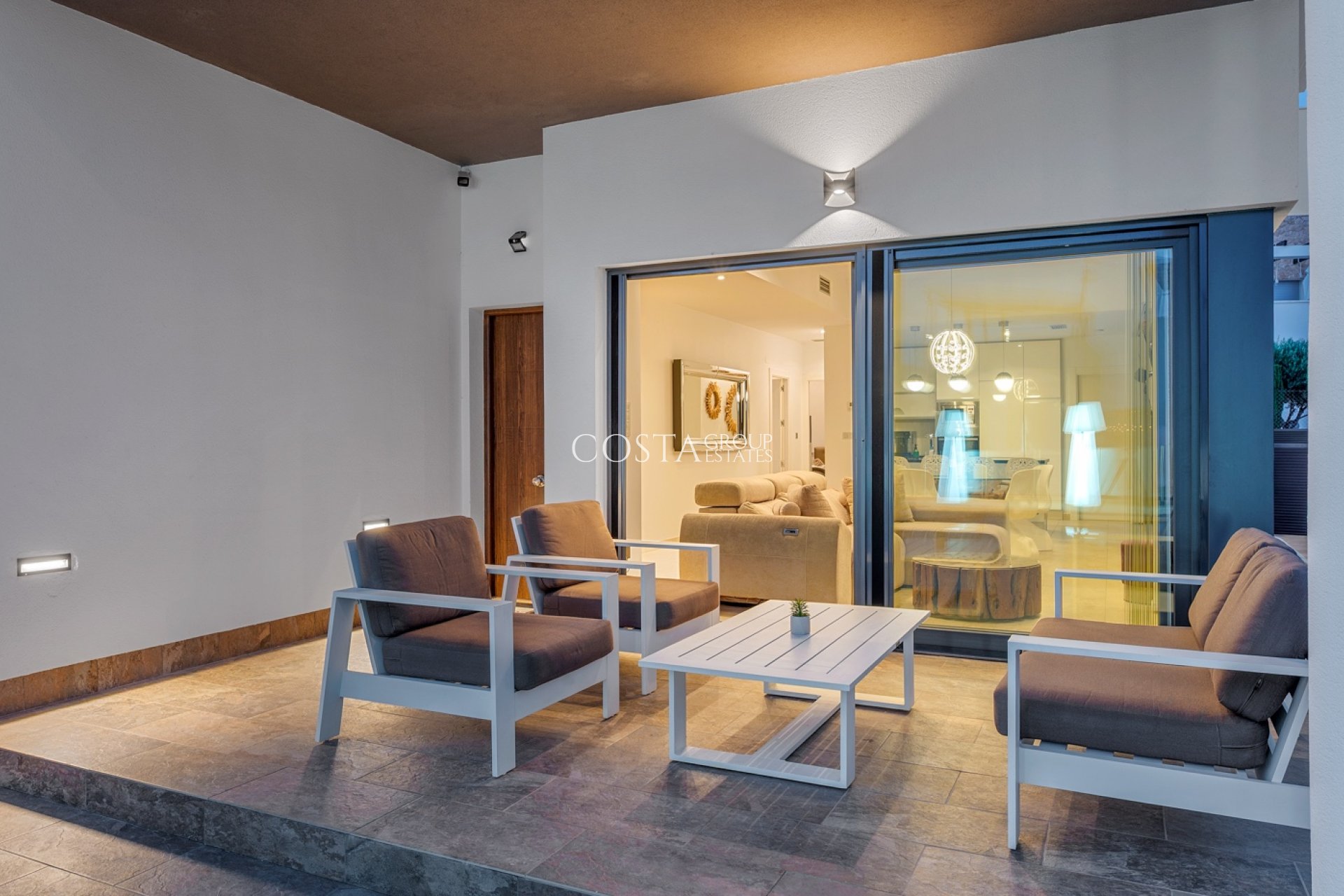 Odsprzedaż - Willa -
Orihuela Costa - Villamartín