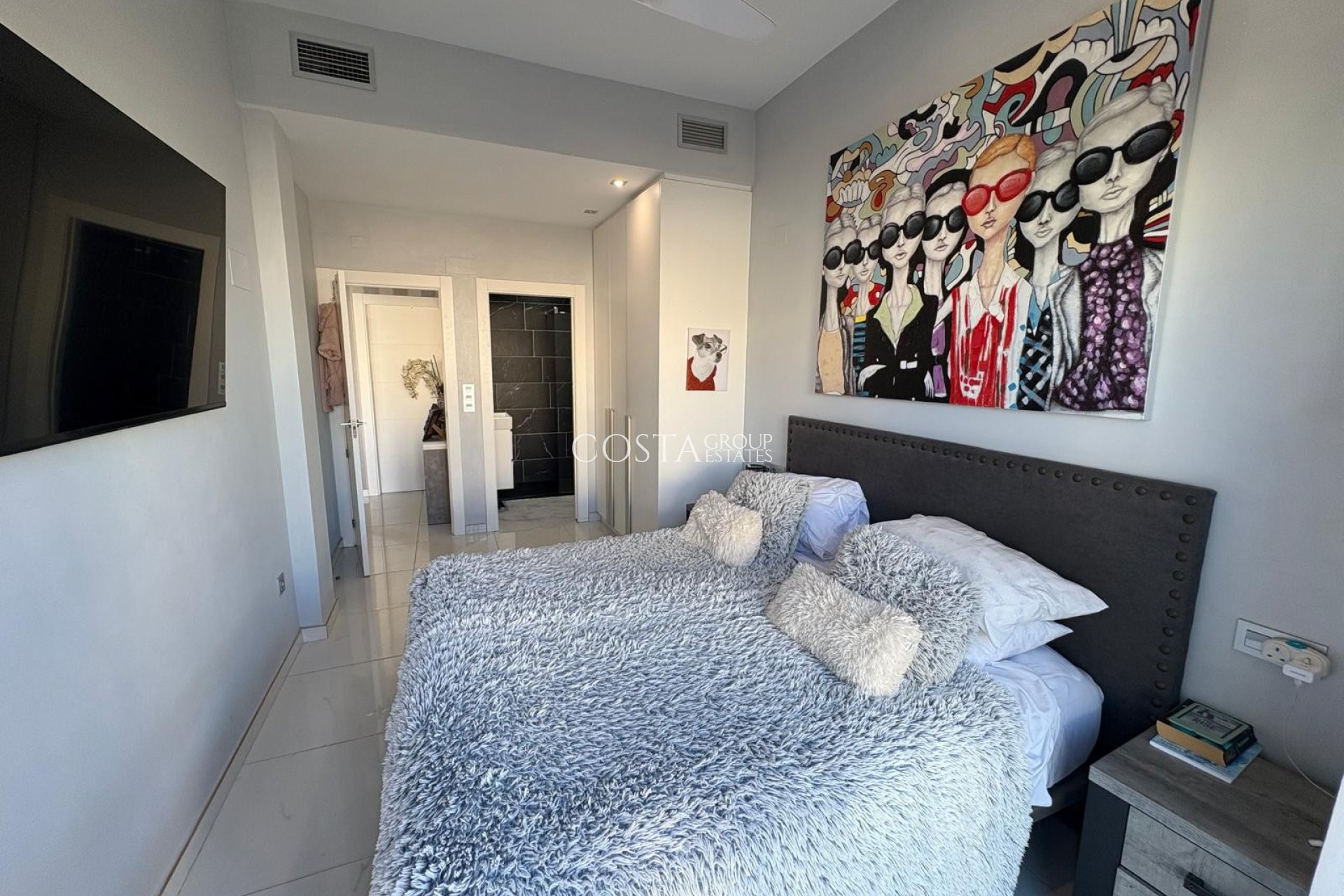 Odsprzedaż - Willa -
Orihuela Costa - Villamartín