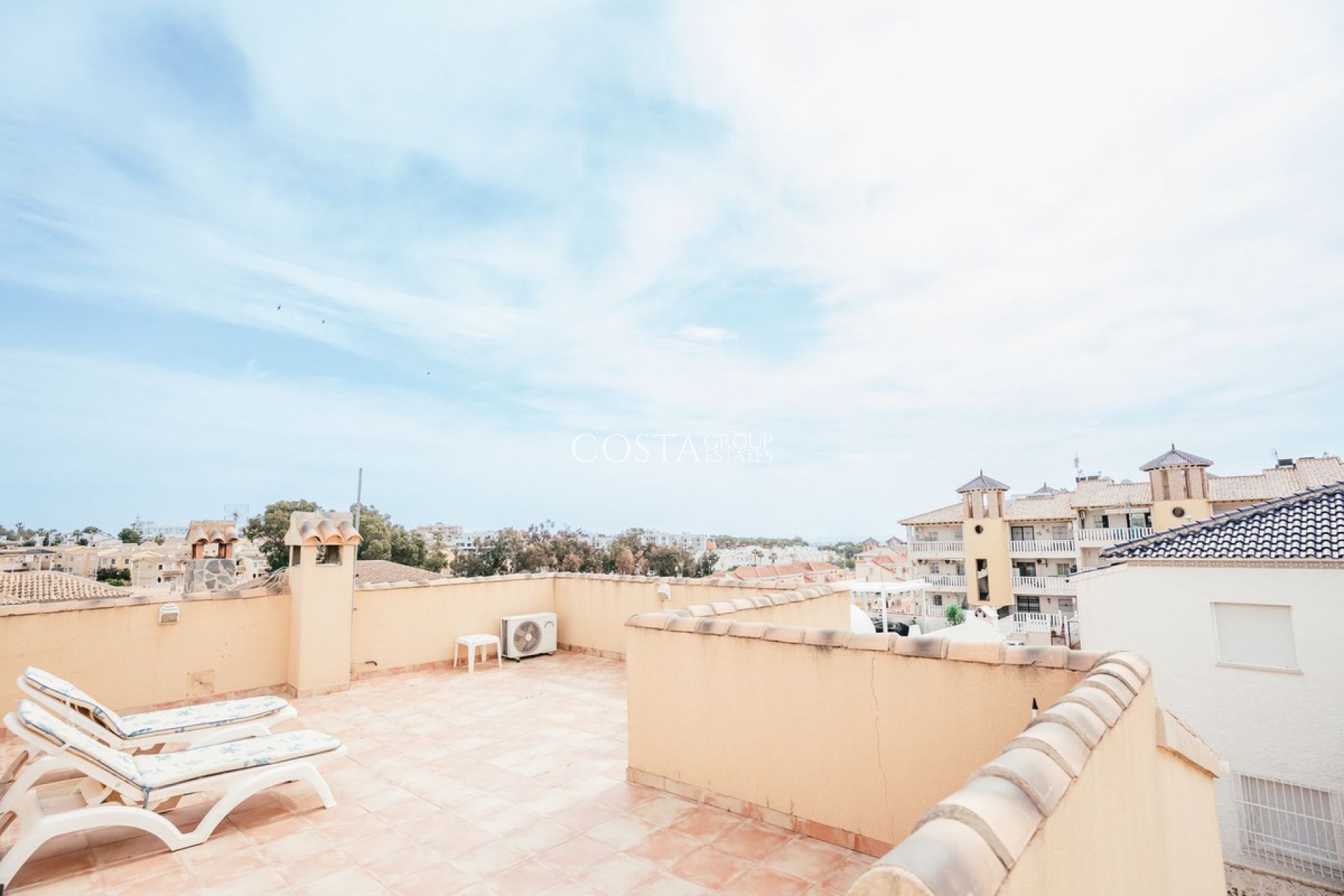 Odsprzedaż - Willa -
Orihuela Costa - Villamartin