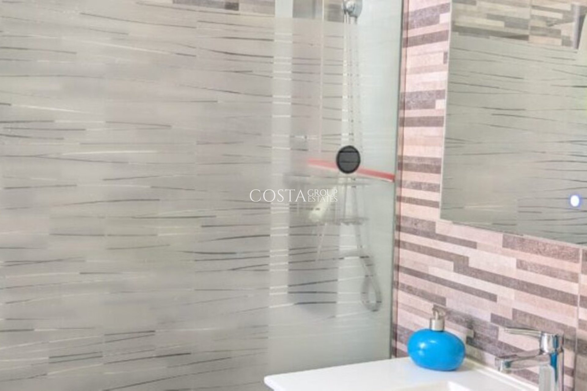 Odsprzedaż - Willa -
Orihuela Costa - Villamartin